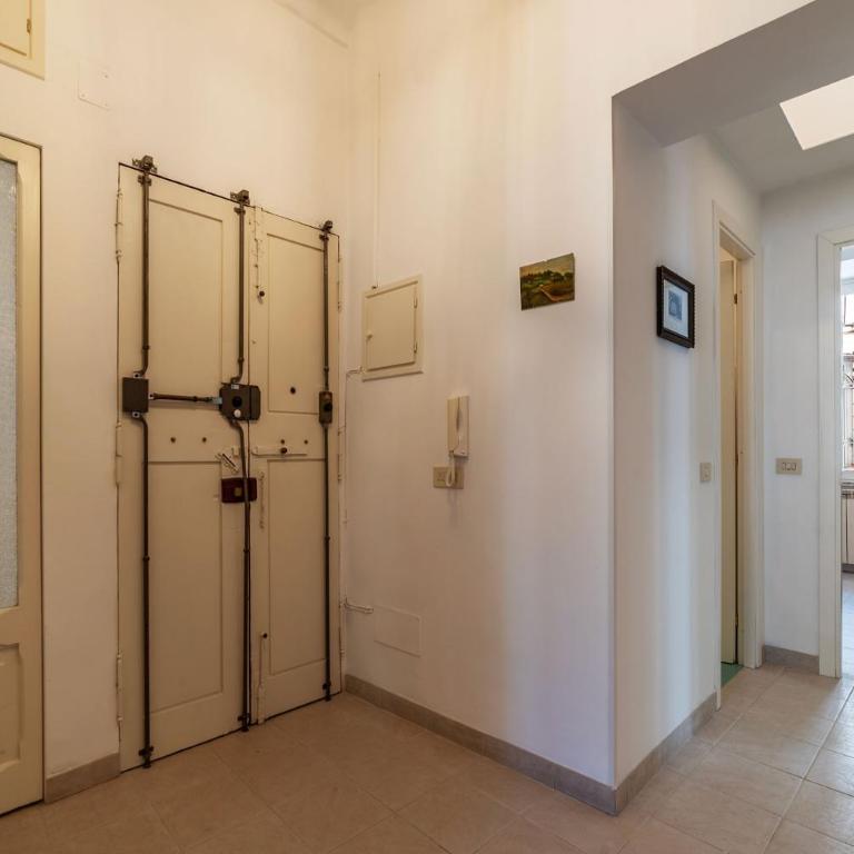 Panisperna 193 - FromHometoRome - Appartamento con 2 Camere da Letto - 36