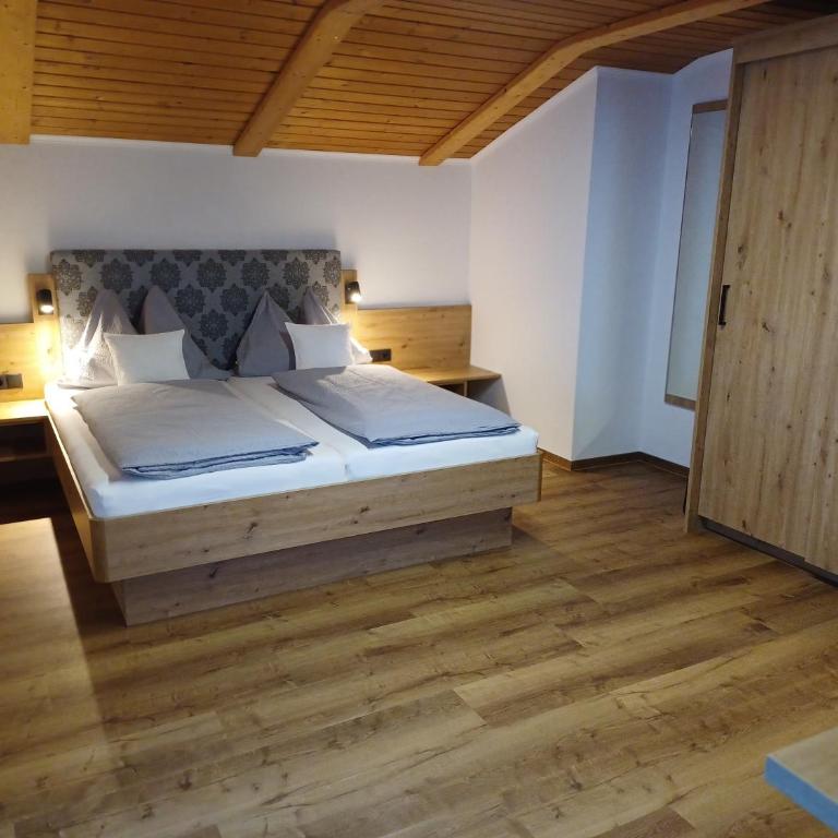 Ferienhaus Regina - Apartment mit Blick auf die Berge - 3