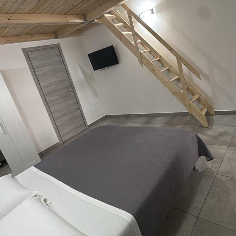 Sea Apartment - Two-Bedroom Apartment - 16