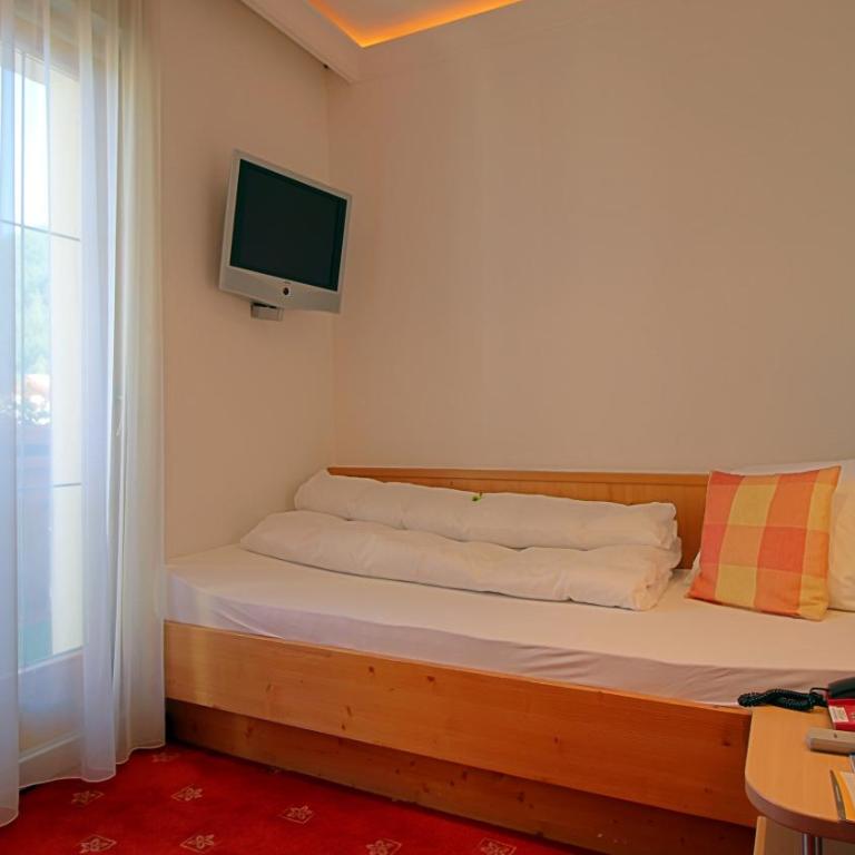 Vitalhotel Samnaunerhof - Einzelzimmer mit Balkon - 4