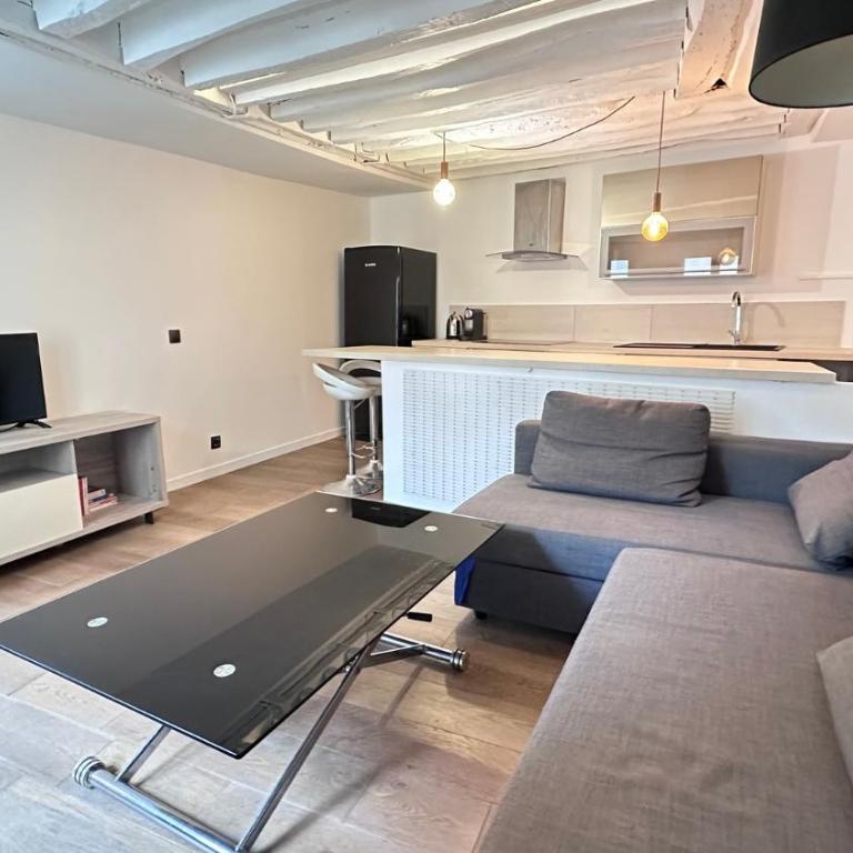 Bright 1-Bedroom in the Heart of the Marais - Apartment - 3