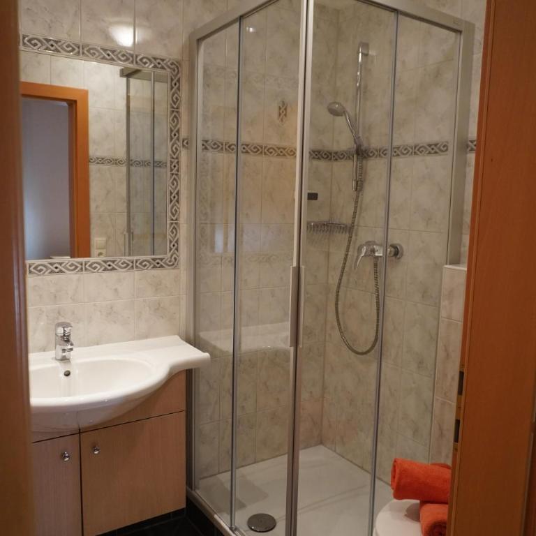 Gasthof Haidbach - Doppelzimmer mit Balkon - 1