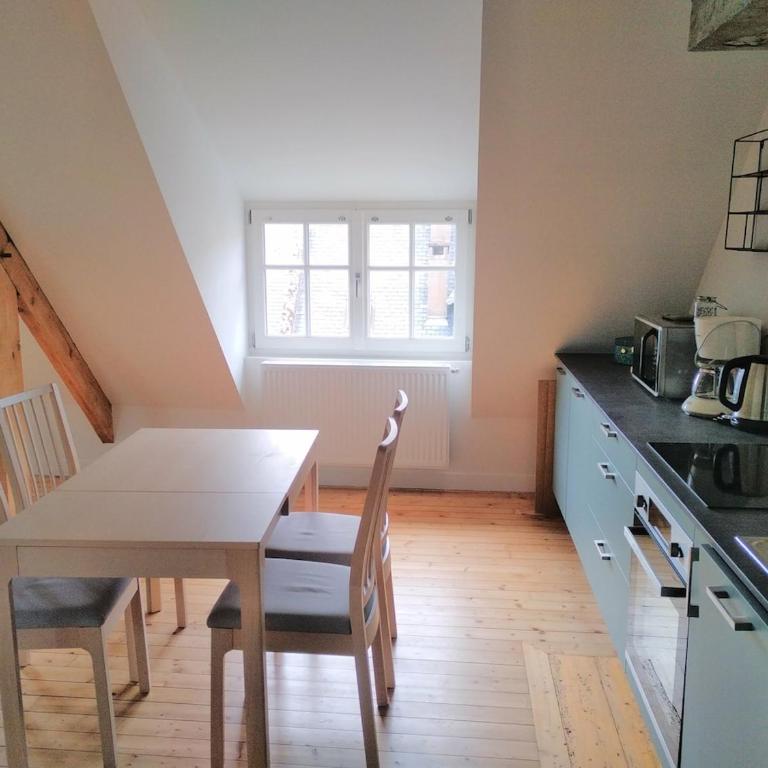 Grand studio très lumineux au coeur de Solidor - Apartment mit 1 Schlafzimmer - 5