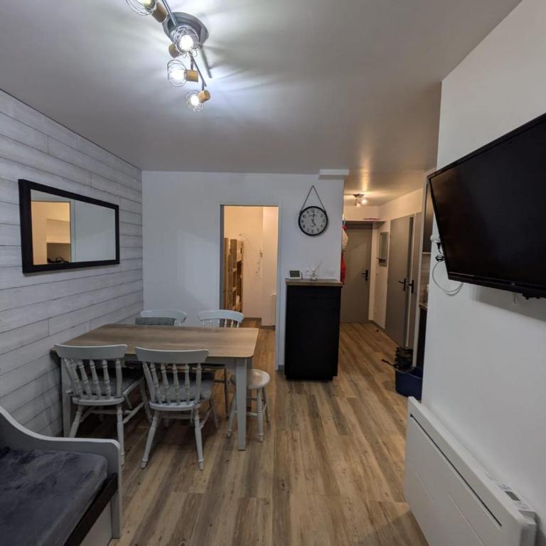 Pied des pistes avec garage - 4-6 pers - Appartement 2 Chambres - 14