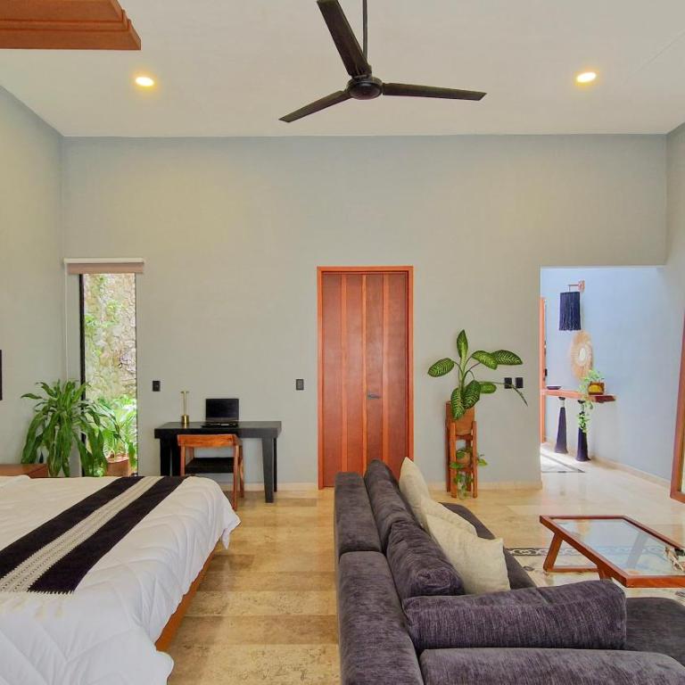 Casa María Eulalio - Boutique Guesthouse - Deluxe King Room - 1