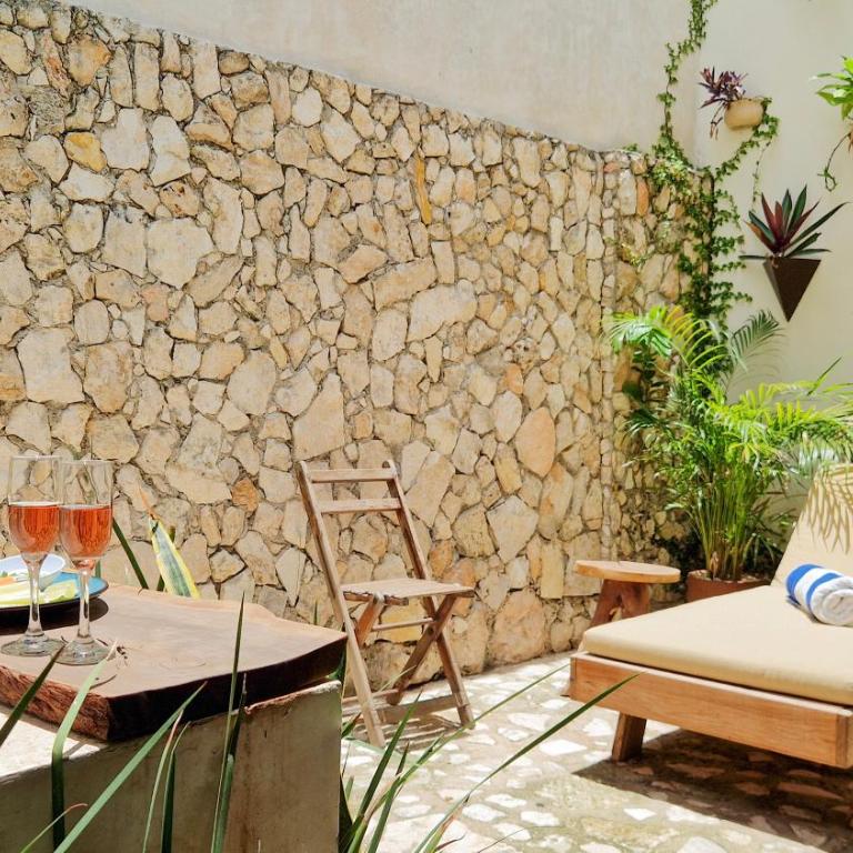 Casa María Eulalio - Boutique Guesthouse - Deluxe King Room - 13