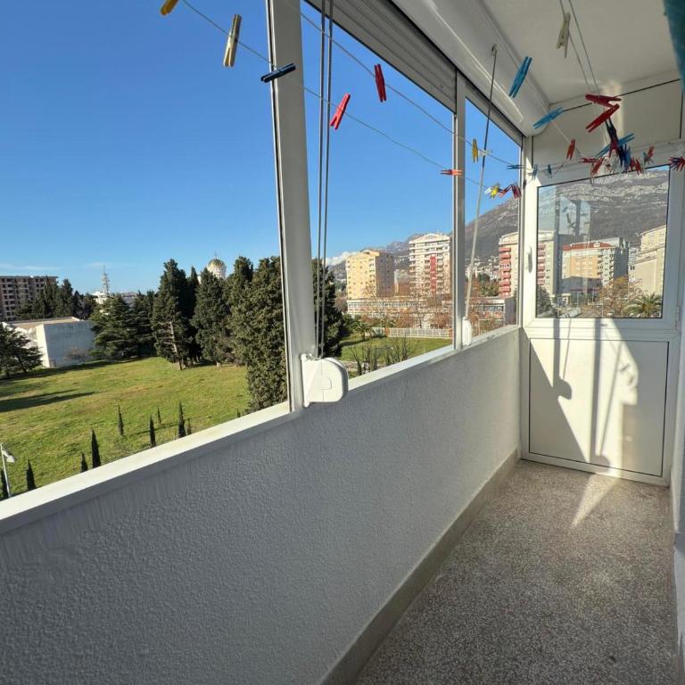 Bar Central Stay Apartment - Three-Bedroom Apartment - 8