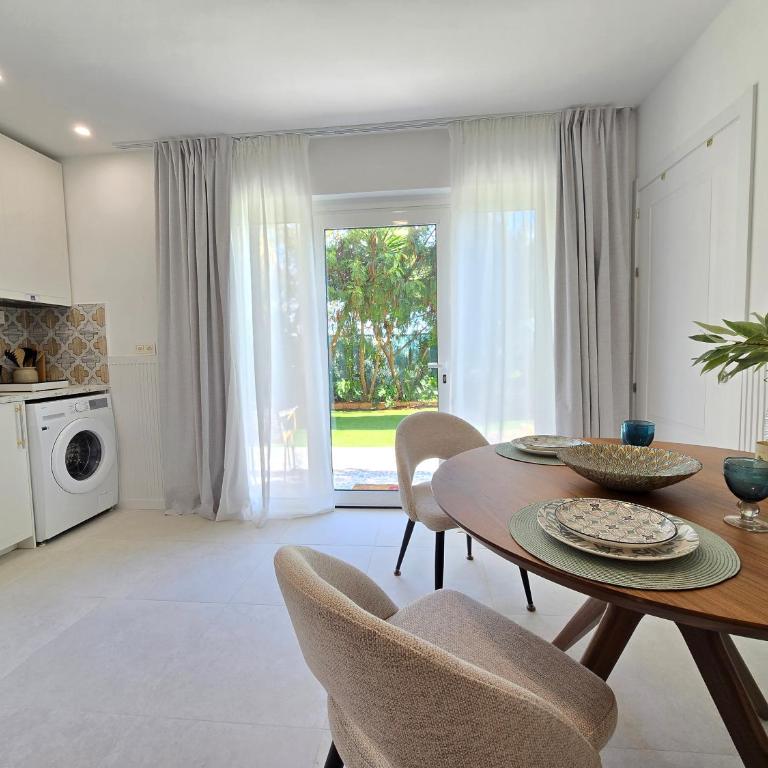 Sun & Palms - Beach Vibe Designer Apartment - Apartamento de 1 dormitorio - 18