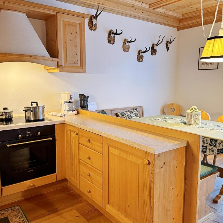 CLARA Garden Apartment with Mountain View - Apartment - 30