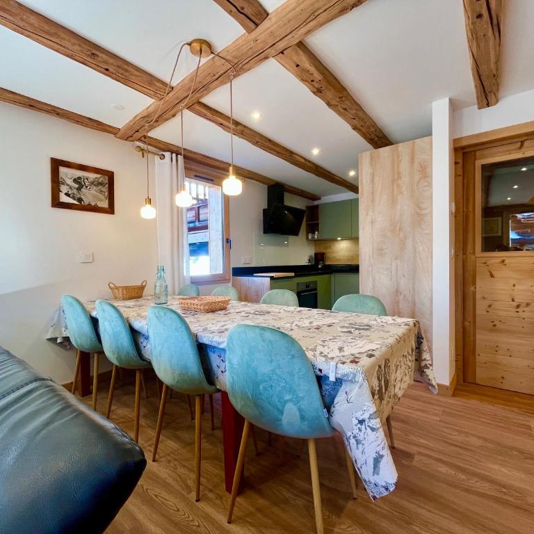 CHALET - DUPLEX neuf 8 pax - pied des pistes - parking privé - cheminée - Skiroom - 3 rooms & mezzanine - Apartment mit 3 Schlafzimmern und Bergblick - 8