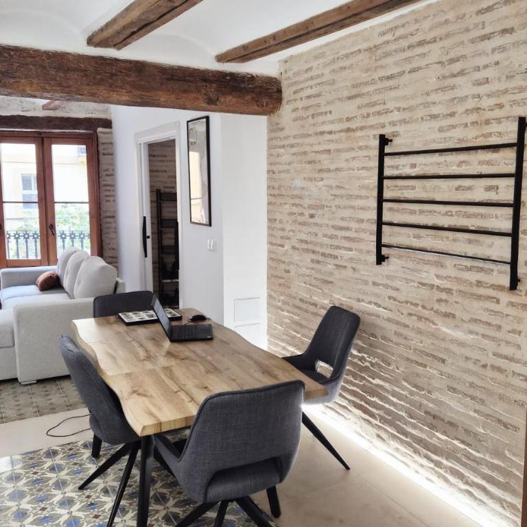 Valencia Catedral Apt - Two-Bedroom Apartment - 4