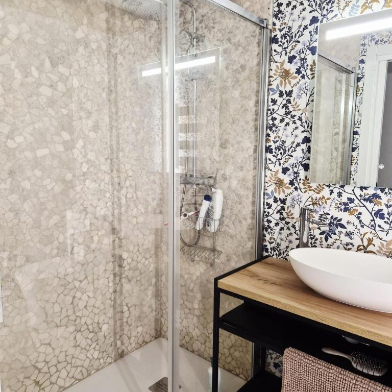Valencia Catedral Apt - Two-Bedroom Apartment - 9