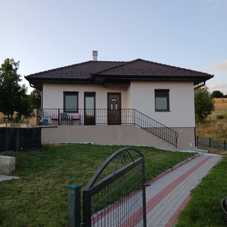 Vikendica Buco Zlatibor - Two-Bedroom House - 18