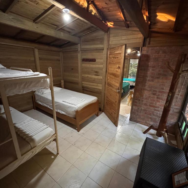 Eco Hotel El Reposo Melgar - Habitación Triple - 8