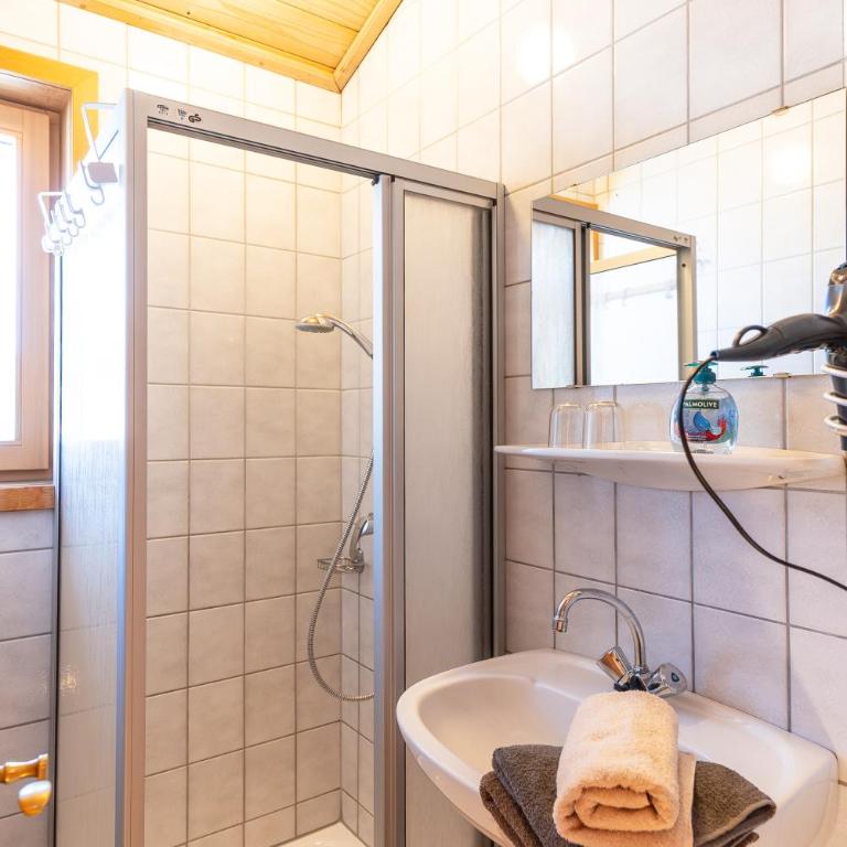 Apartmenthaus Pernull - Apartment mit Blick auf die Berge - 12