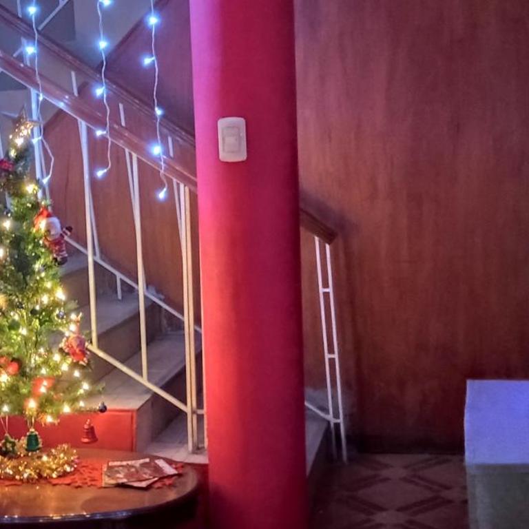 Departamento con Cochera gratuita dentro de Instalaciones 8p Tierra del Sol Eterno Ica centro - Apartamento de 3 dormitorios - 5