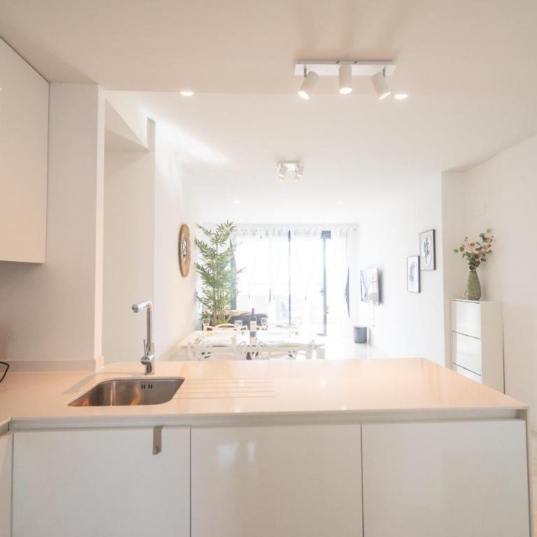 B&B Benidorm Beach 13 - 38 - Apartamento de 2 dormitorios - 12
