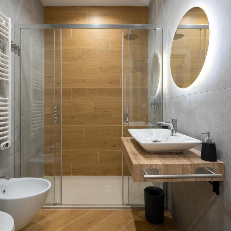 Chiara's House - 600m to Metro B, Tiburtina Station - Appartamento con 1 Camera da Letto - 4