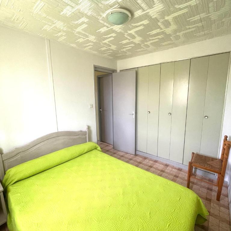 Chalet climatisé 5 personnes Gruissan plage - Apartment mit 2 Schlafzimmern - 5