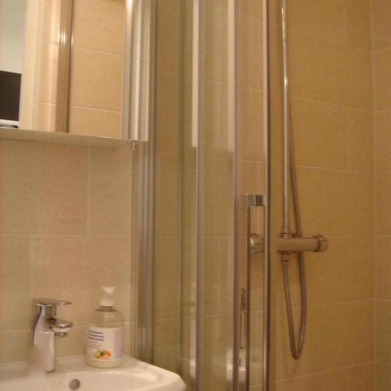 Eiffel Tower studio with patio - Studio-Apartment - 13