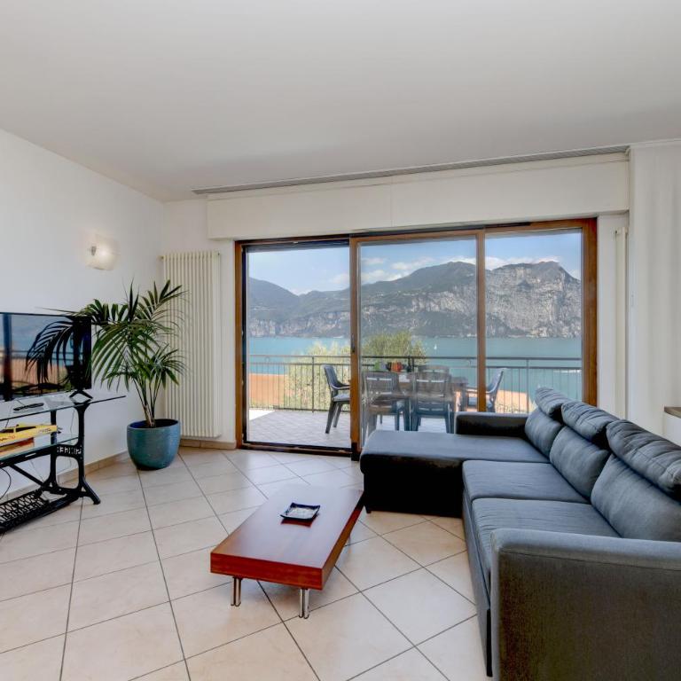 Villa Mimosa-Con piscina e vista lago - Villa con 3 Camere da Letto - 56