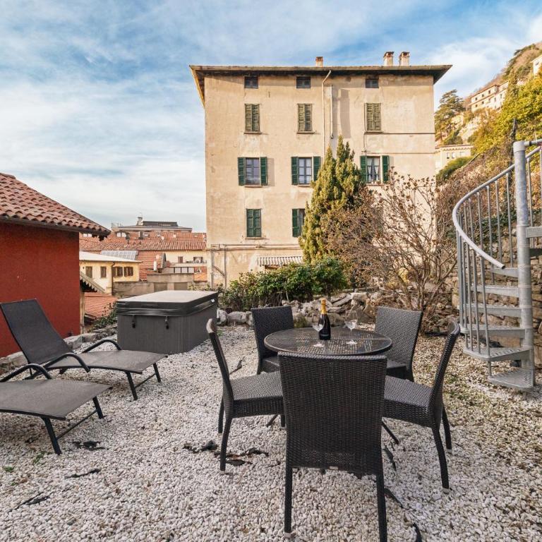 Como - Magic Garden House - Lake View - Two-Bedroom House - 34
