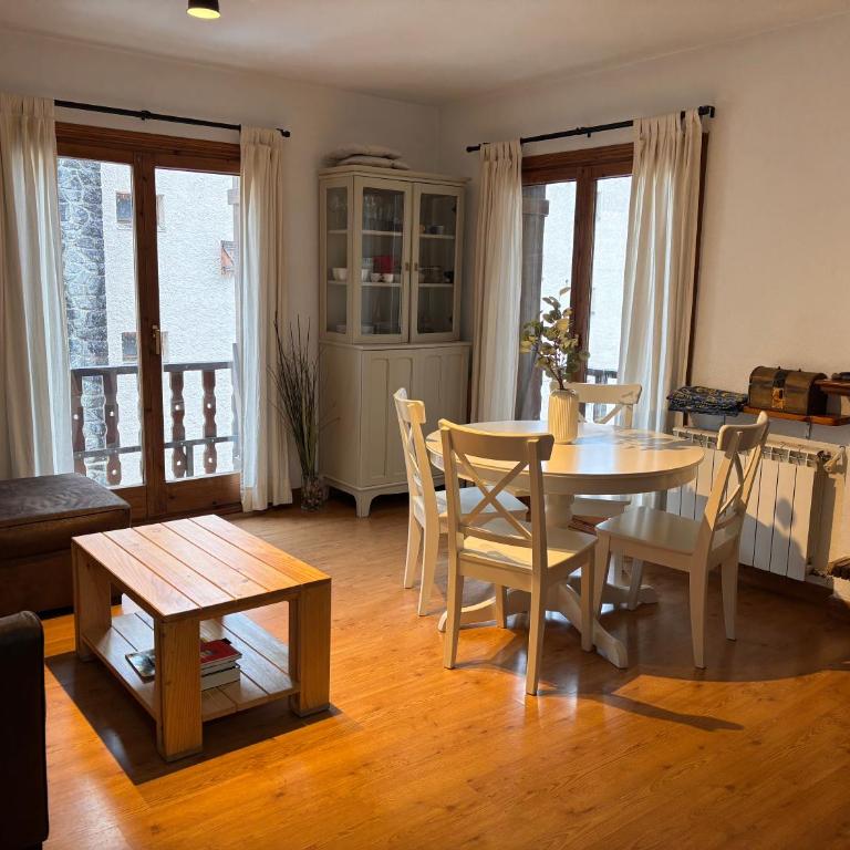 Casa Bihotz - Bonito y céntrico apartamento con garaje en Sallent - Apartment mit 2 Schlafzimmern - 7