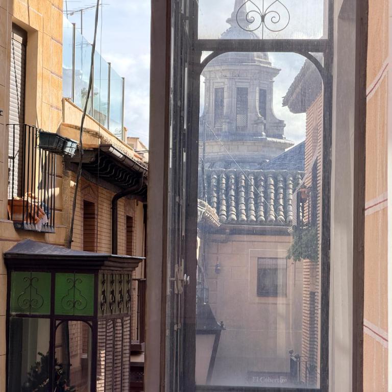 Smartmonki Sinagoga entre la Catedral y Zocodover - Apartamento con balcón - 11