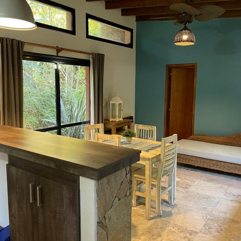 Bosque y Playa en casa - Two-Bedroom House - 19
