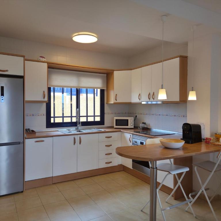 Golf and Beach Retreat in Maspalomas - Two-Bedroom House - 16