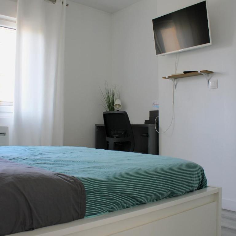 F2 between Cathedral and Basilica - Two-Bedroom Apartment - 15