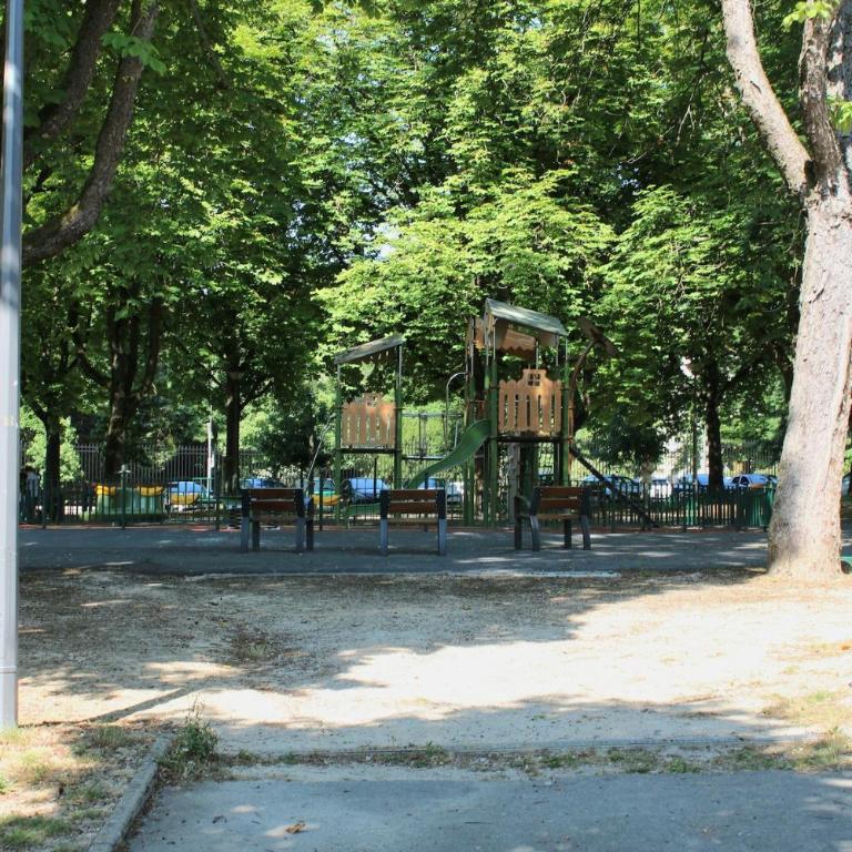 F2 between Cathedral and Basilica - Two-Bedroom Apartment - 41