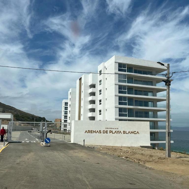 Departamento Playa Blanca - Two-Bedroom Apartment - Oceanfront - 25