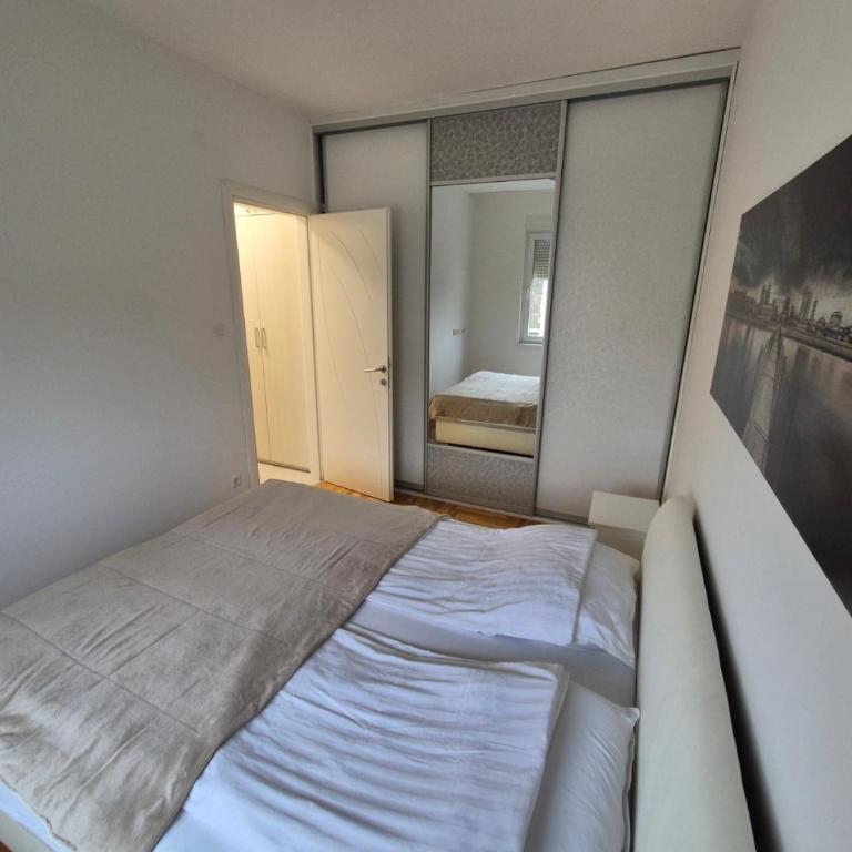 Urban BL - One-Bedroom Apartment - 11