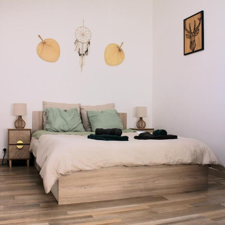 Studio with bedroom near train station - Apartamento de 1 dormitorio - 1