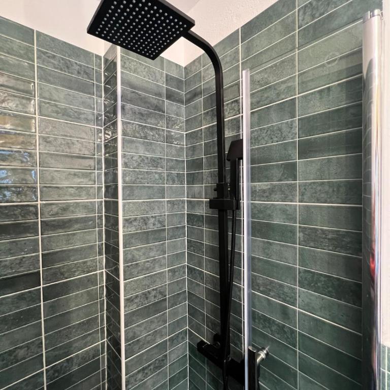 The Mountain Escape - Luxury Apartment - Appartamento con 1 Camera da Letto e Balcone - 15