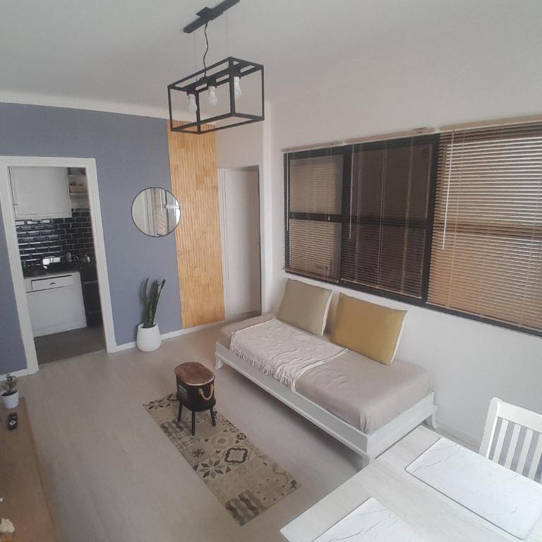 Depto Zona Güemes - Two-Bedroom Apartment - 1