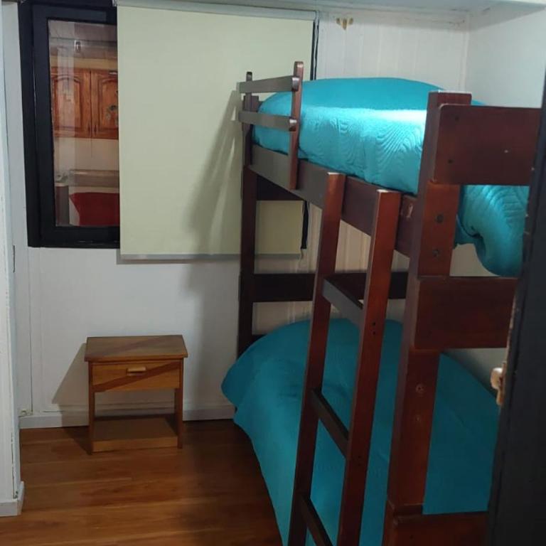 Amplia casa a 2 cuadras del centro de Temuco! estacionamiento - Two-Bedroom House - 13