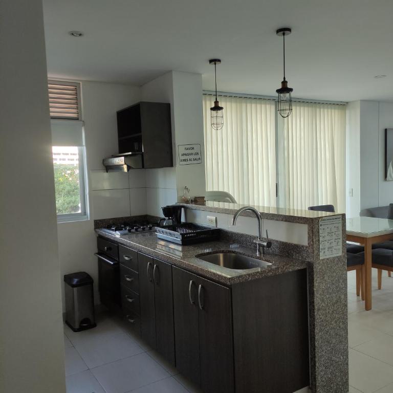 Apartamento de tres habitaciones - Apartment - 9