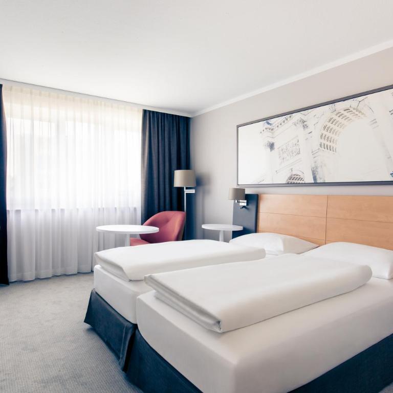 Mercure München City Schwabing - Chambre Supérieure avec Lit Double - Cour - 8