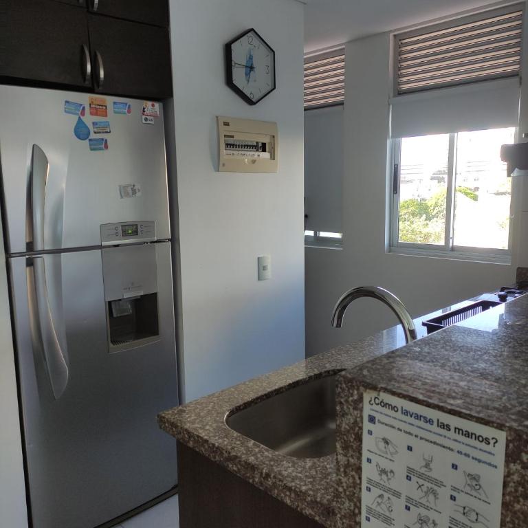 Apartamento de tres habitaciones - Apartment - 13