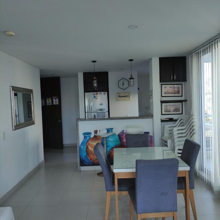 Apartamento de tres habitaciones - Apartment - 15
