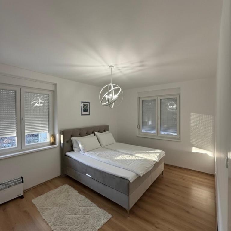 Centar Lux - One-Bedroom Apartment - 4