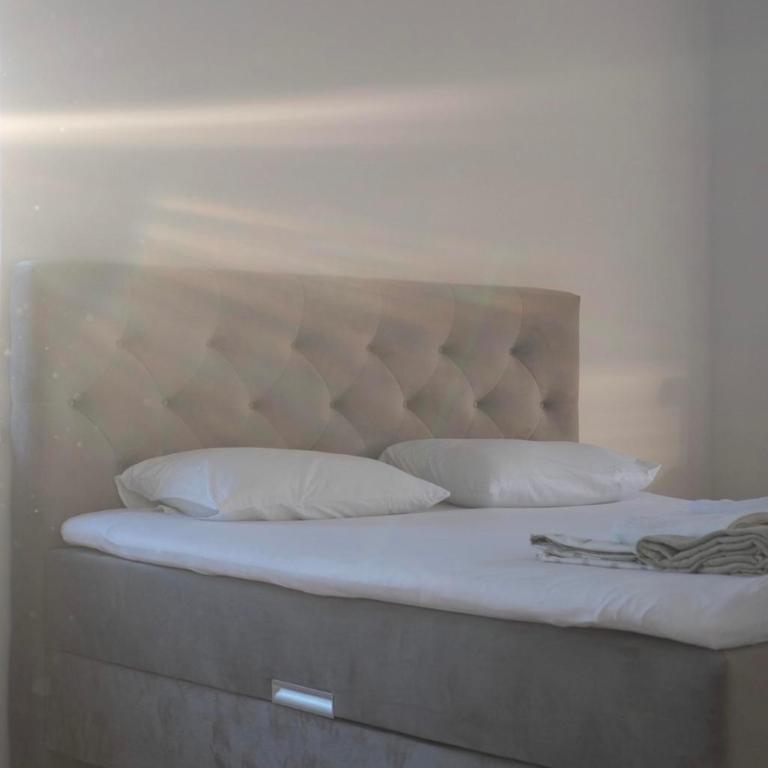 Centar Lux - One-Bedroom Apartment - 5