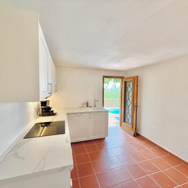 Private Villa - Panoramic Seaview with Private Pool - Villa with Sea View - 30