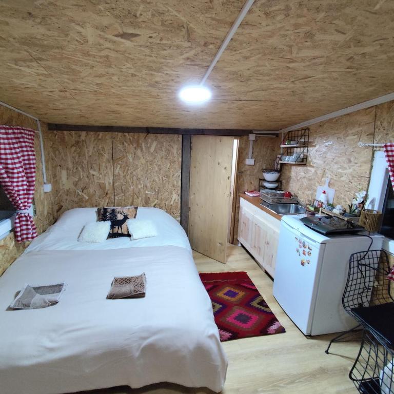 Bungalov Moracka Bistrica - Brvnara sa 1 Spavaćom Sobom - 8