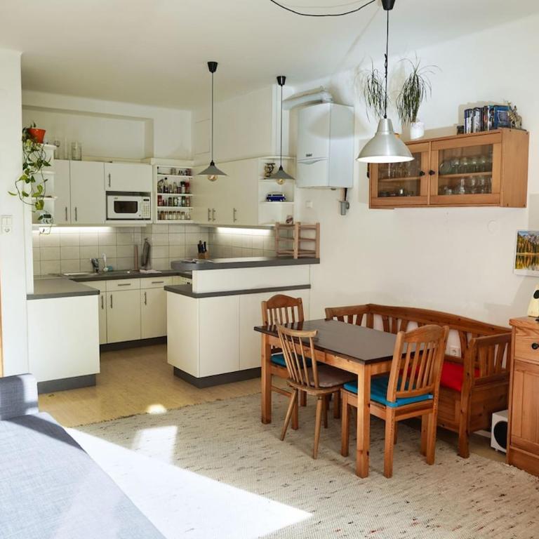 Old Town Central Apartment - Appartamento con 2 Camere da Letto - 1