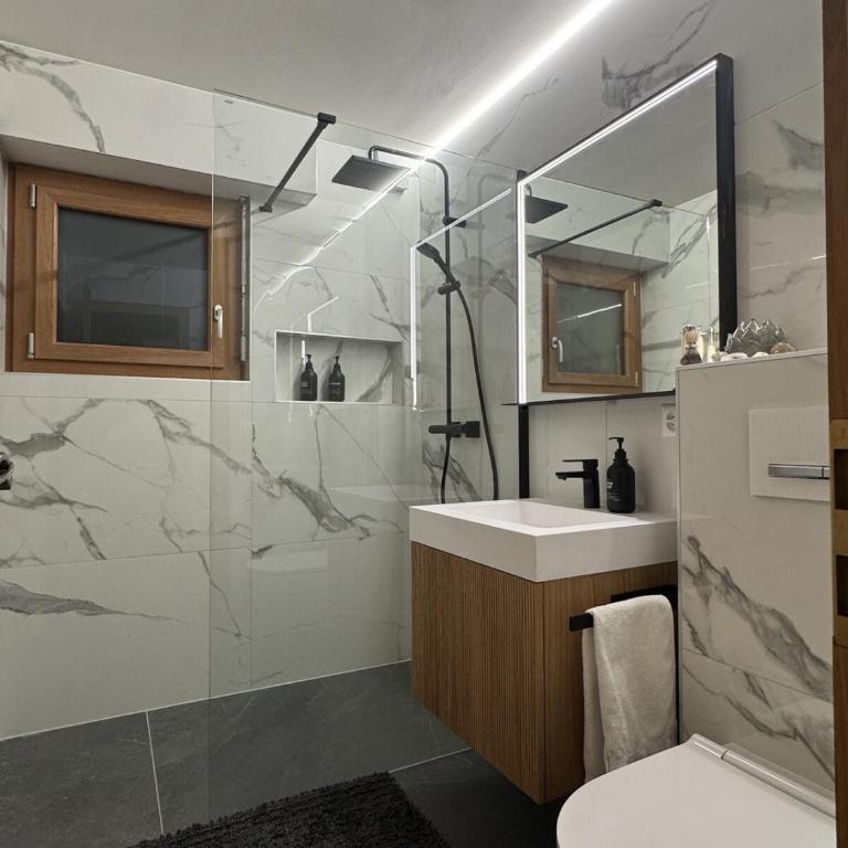 2 bed ski in out apartment La Tzoumaz Verbier - Apartment mit 1 Schlafzimmer - 5