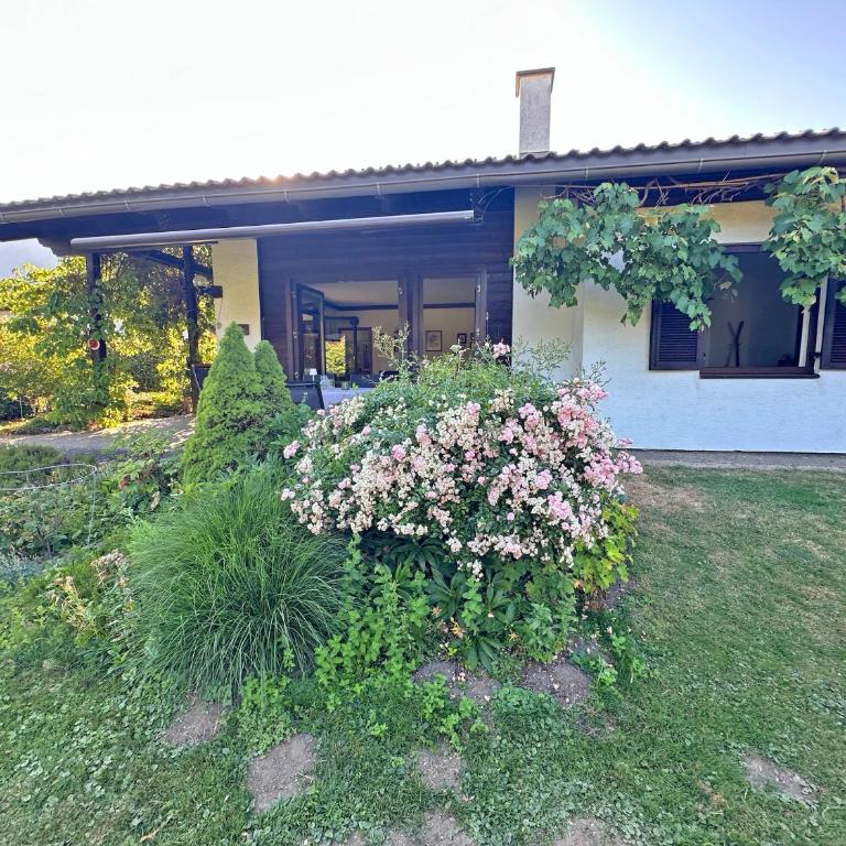 "Haus im Grünen" Ferienhaus mit Sauna direkt am Ossiacher See und an der Gerlitzen Alpe - Haus mit 3 Schlafzimmern - 16