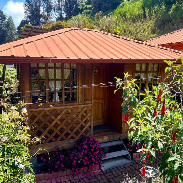 Paraiso Orquideario - Habitación Familiar con vistas al jardín - 5